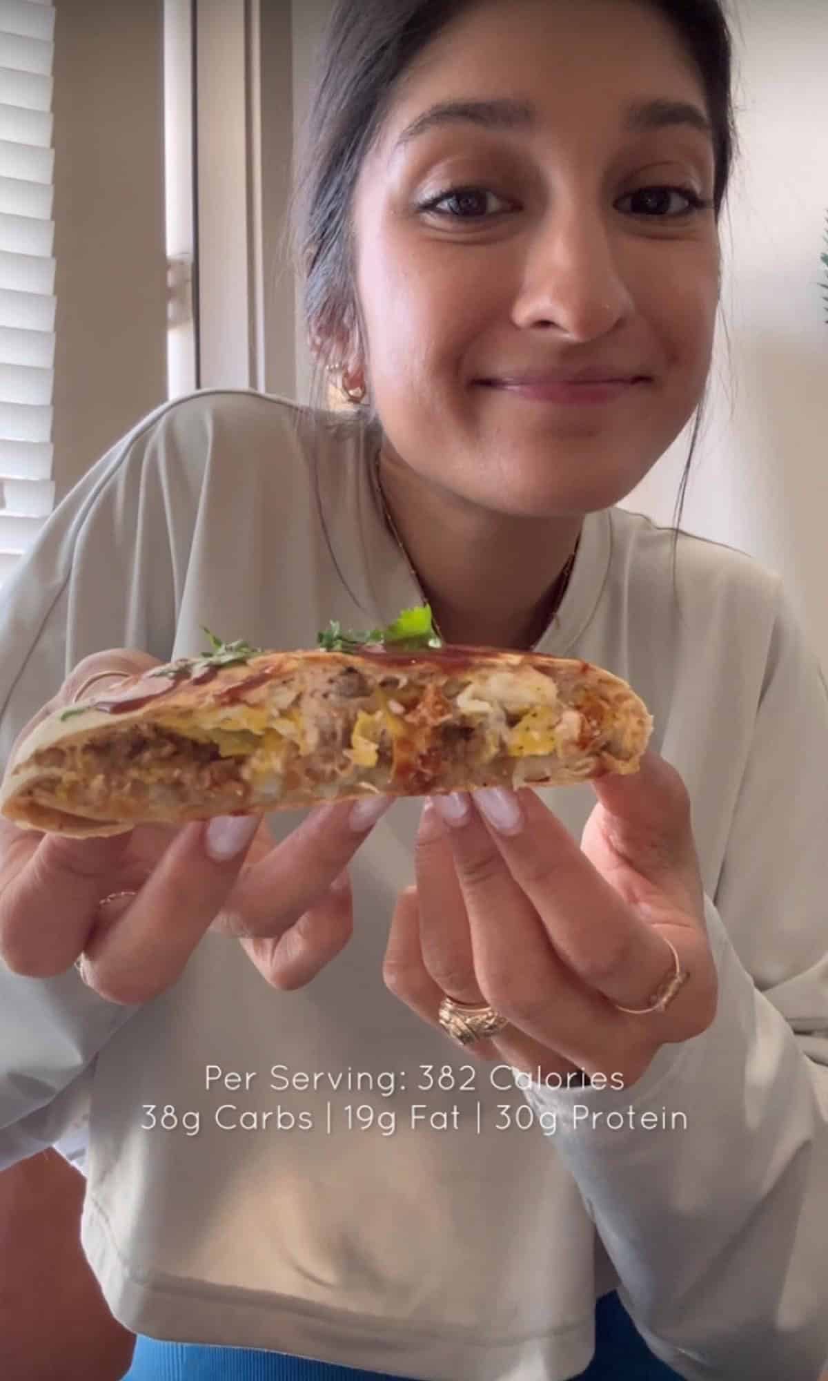 Taco Bell Breakfast Crunchwrap 2 taco bell breakfast crunchwrap bite