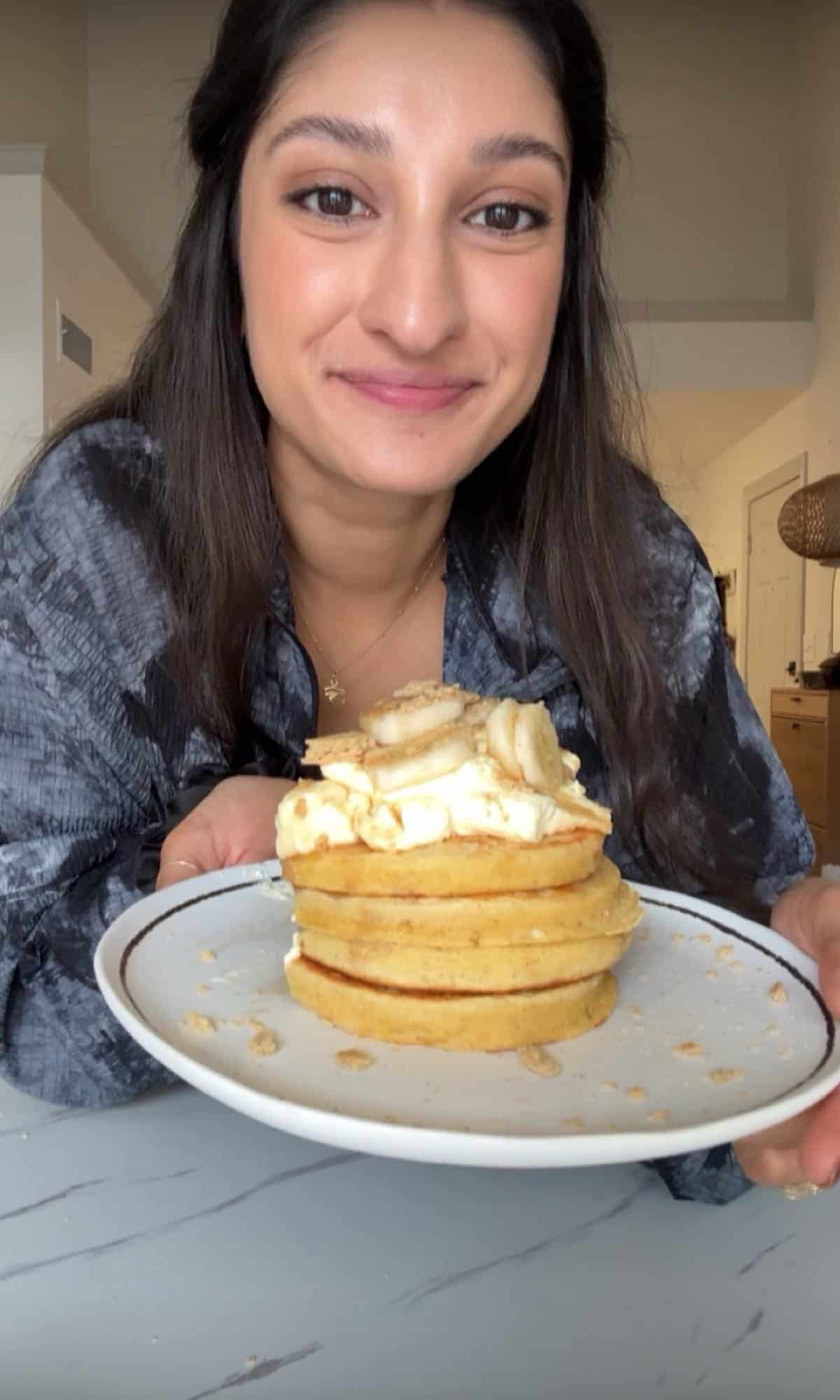 Brown Butter Banana Pudding Pancakes 2 brown butter banana pudding pancakes bite