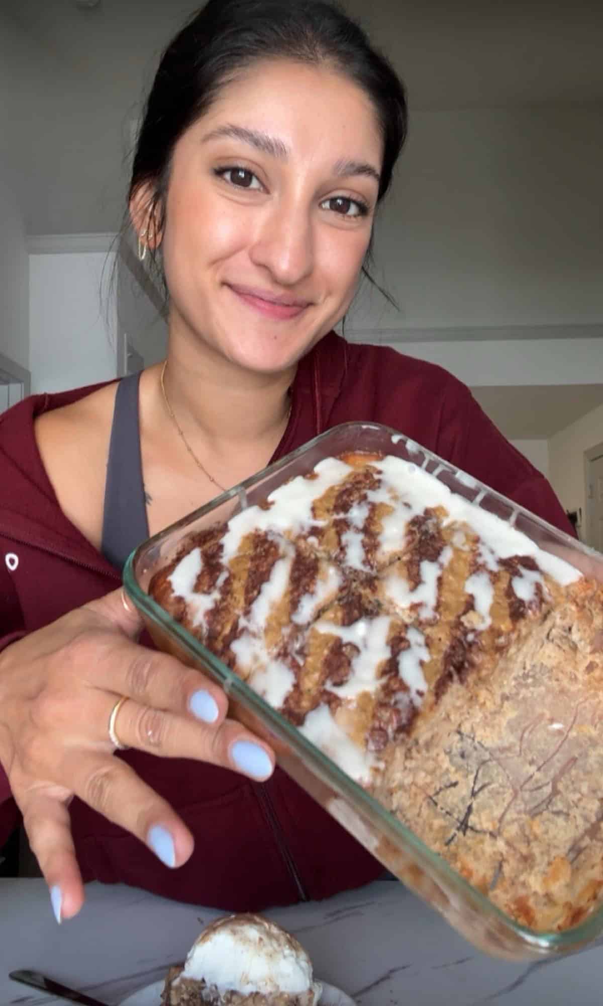 cinnamon roll baked oats bite