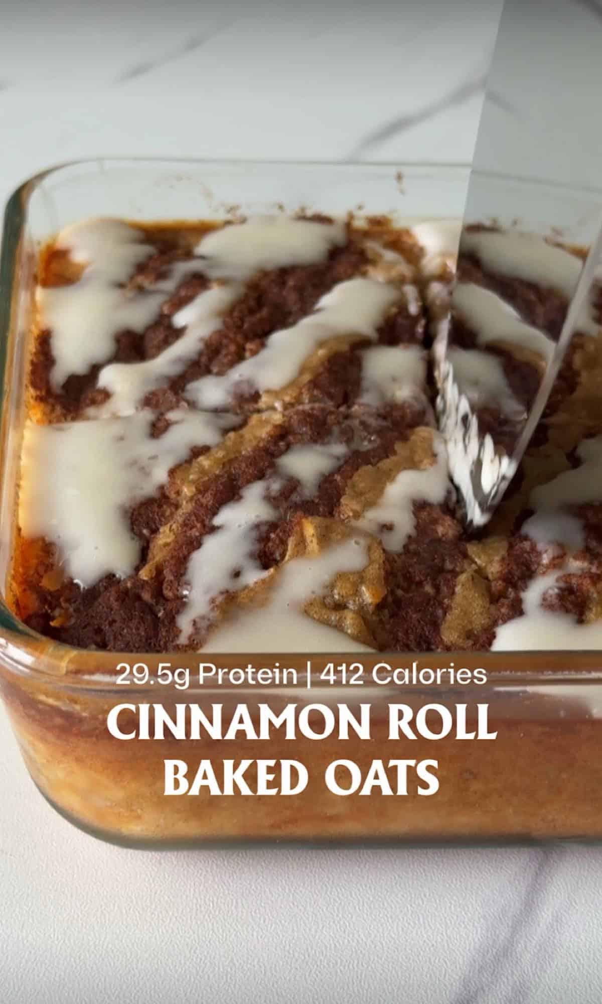 cinnamon roll baked oats hero