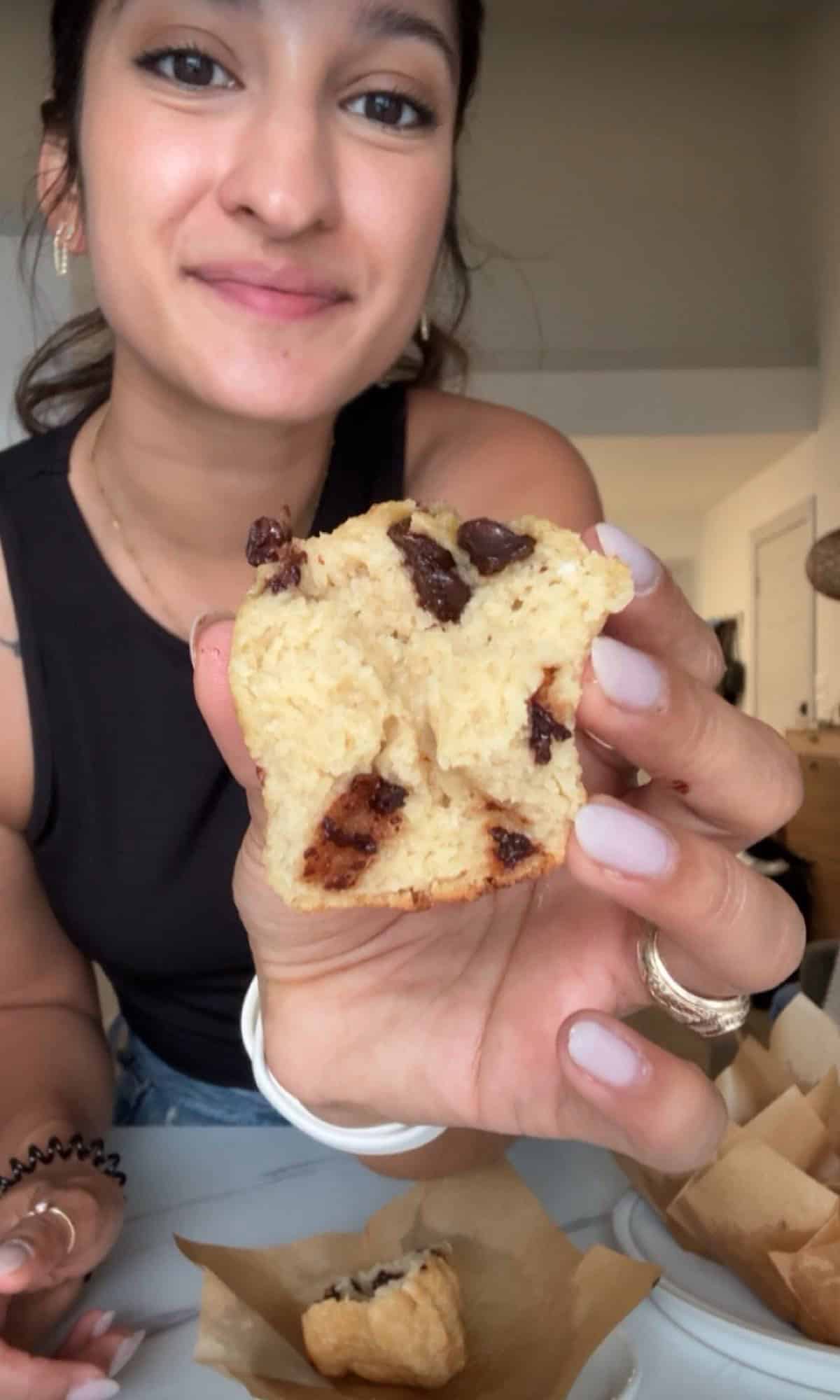 protein chocolate chip muffins bite